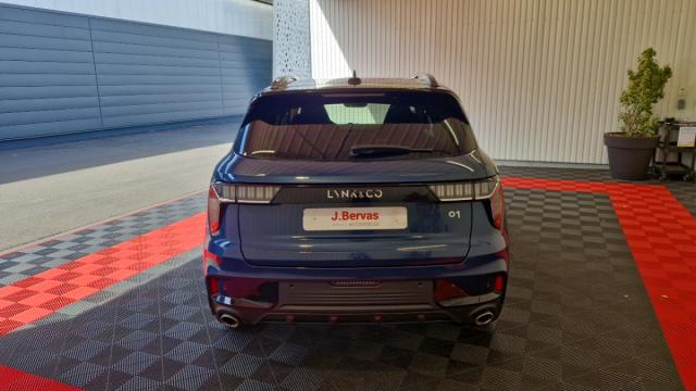 Lynk & Co 01 image 9
