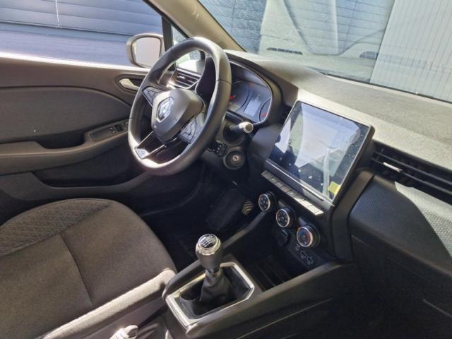 Renault Clio image 9