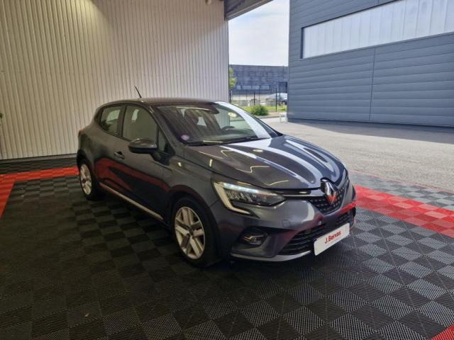 Renault Clio image 9