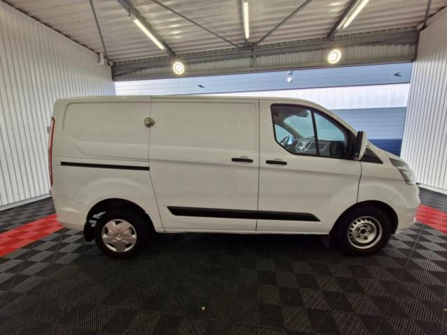 Ford Transit Custom image 9