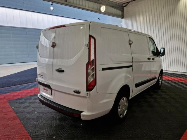 Ford Transit Custom image 8