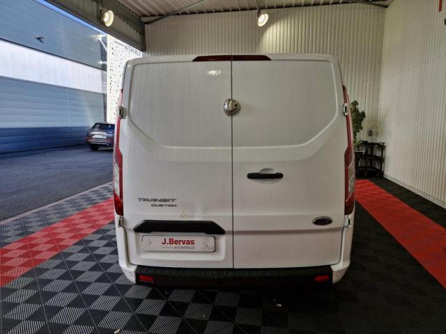 Ford Transit Custom image 4