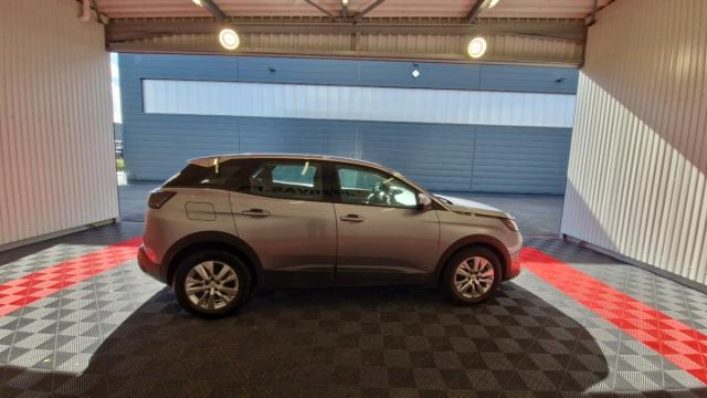 Peugeot 3008 image 9