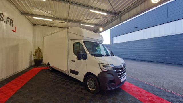 Renault Master image 2