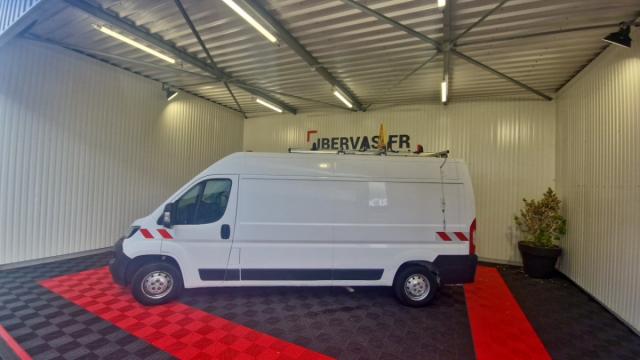 Peugeot Boxer image 2