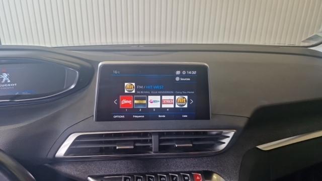 Peugeot 5008 image 6