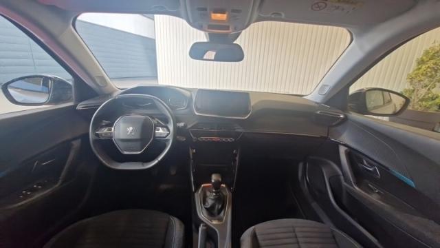 Peugeot 2008 image 5