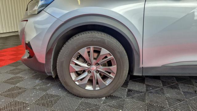 Peugeot 2008 image 2