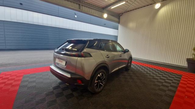 Peugeot 2008 image 2
