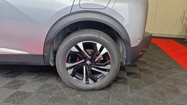 Peugeot 2008 image 6