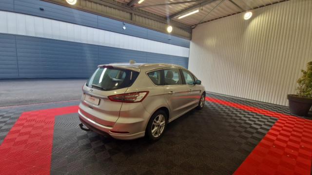 Ford S-Max image 2