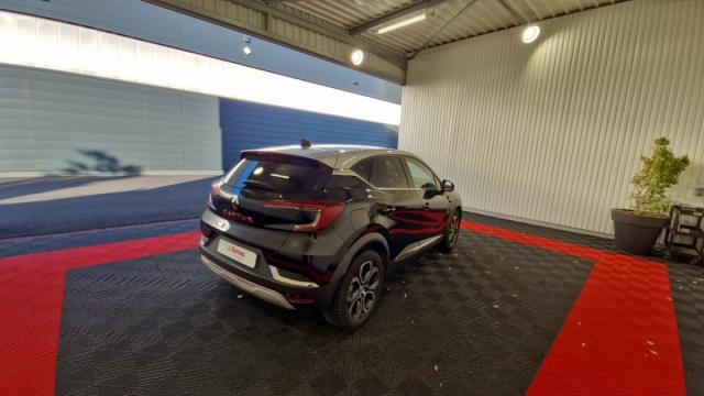 Renault Captur image 1