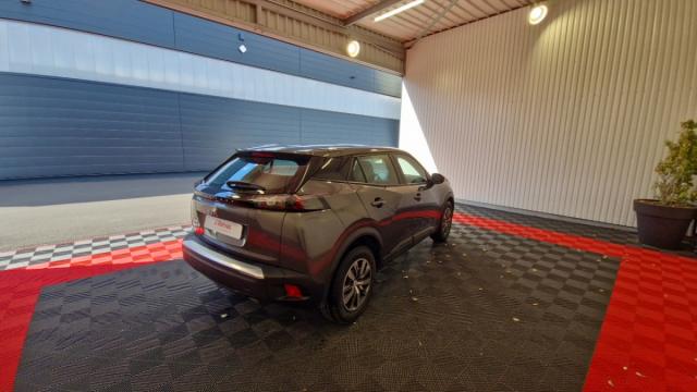 Peugeot 2008 image 1