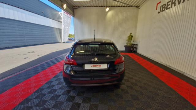 Peugeot 308 image 6