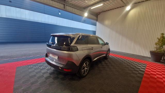 Peugeot 5008 image 4
