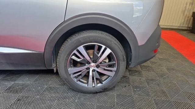 Peugeot 5008 image 8