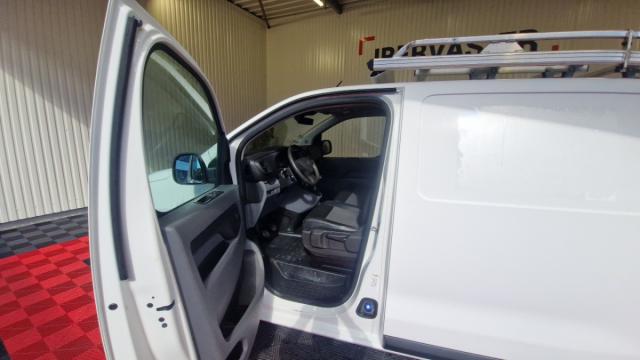 Peugeot Expert image 1