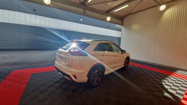 Mitsubishi Eclipse Cross image 4