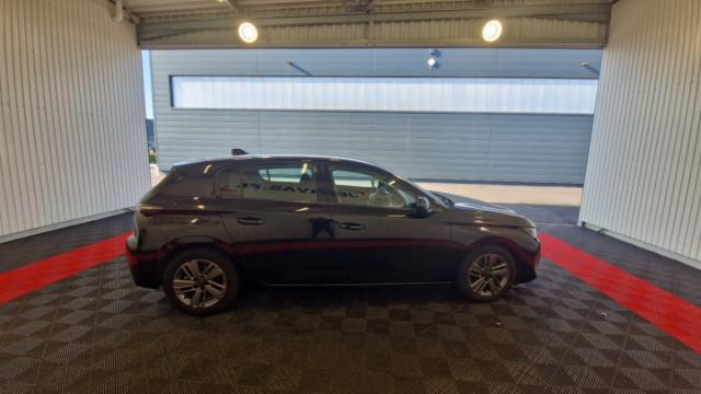 Peugeot 308 image 1