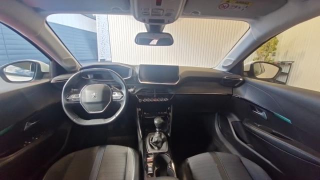 Peugeot 208 image 5