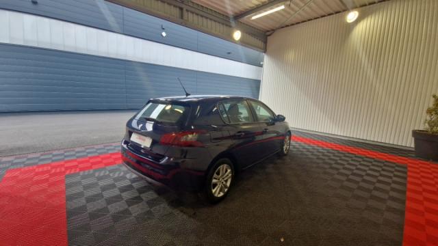 Peugeot 308 image 8