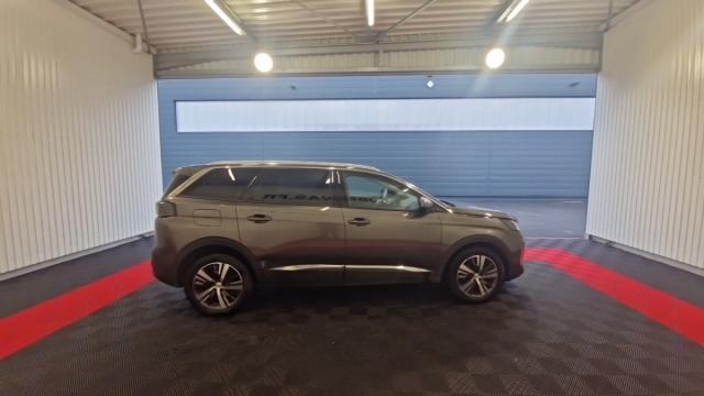 Peugeot 5008 image 3