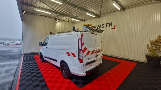 Ford Transit Custom image 3
