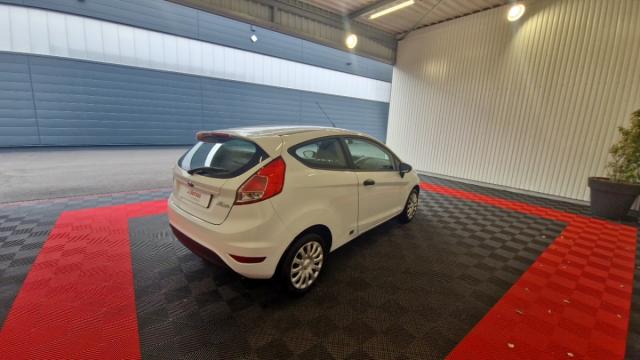 Ford Fiesta image 9