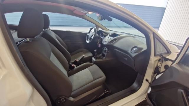 Ford Fiesta image 7