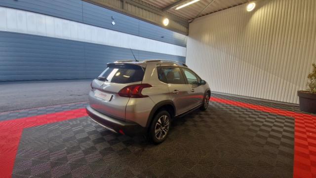 Peugeot 2008 image 4