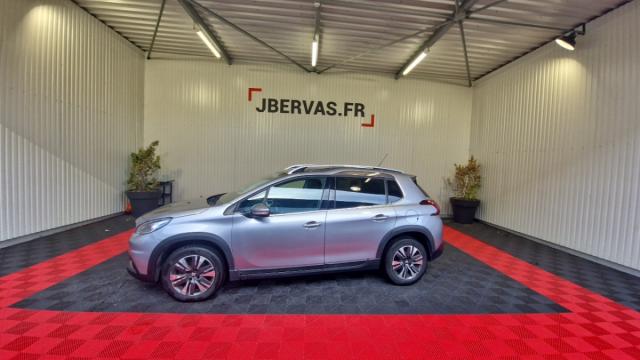 Peugeot 2008 image 8