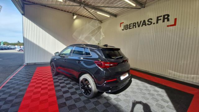 Opel Grandland image 2