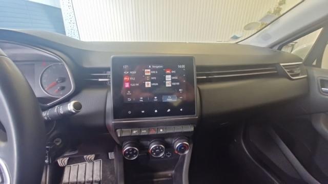 Renault Clio image 9