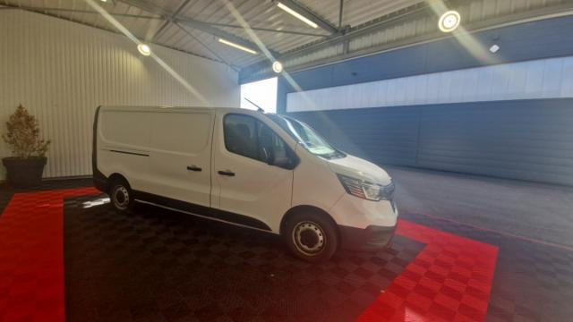 Renault Trafic image 4