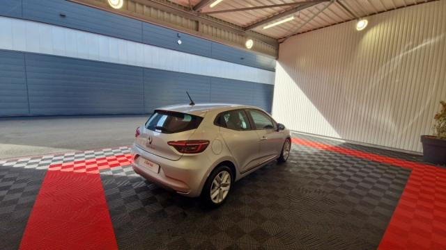 Renault Clio image 8