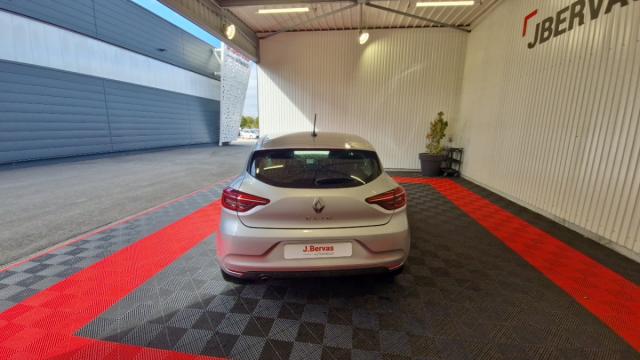 Renault Clio image 6