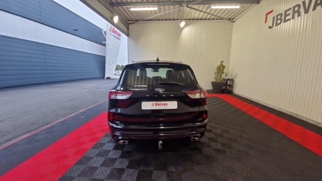 Ford Kuga image 3