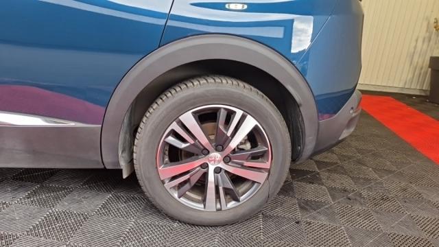 Peugeot 3008 image 2