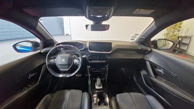 Peugeot 208 image 6