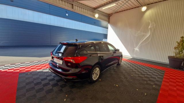 Ford Focus image 8