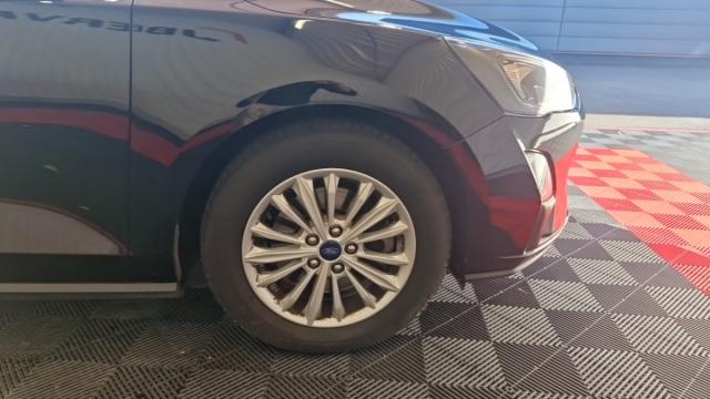 Ford Focus image 6