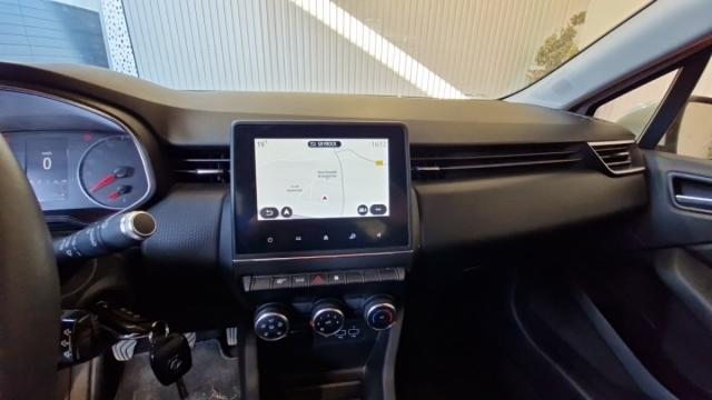 Renault Clio image 8