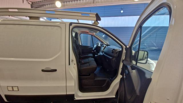 Renault Trafic image 4