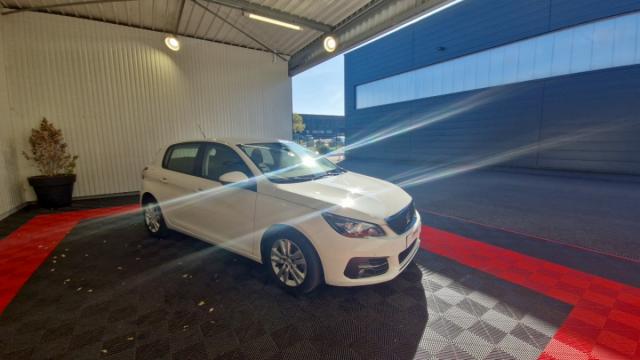 Peugeot 308 image 8