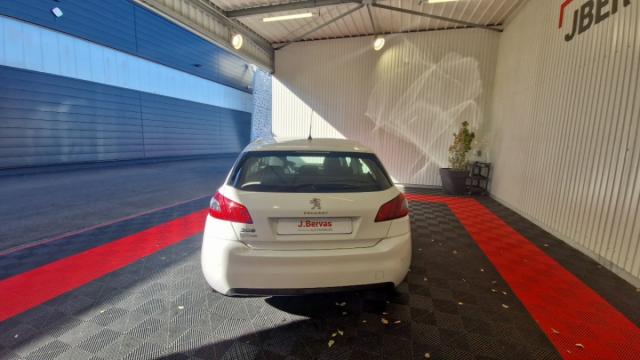 Peugeot 308 image 5