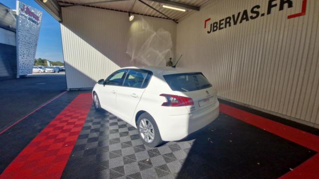 Peugeot 308 image 2