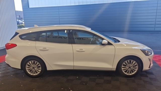 Ford Focus image 9
