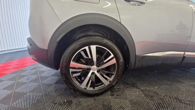 Peugeot 3008 image 1