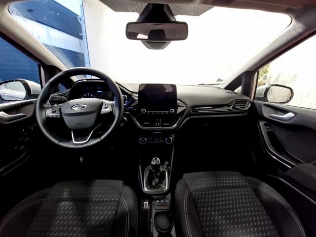 Ford Fiesta image 2