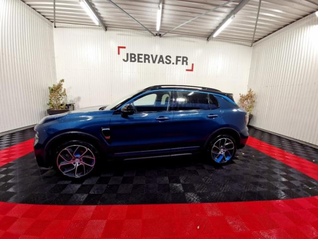 Lynk & Co 01 image 5